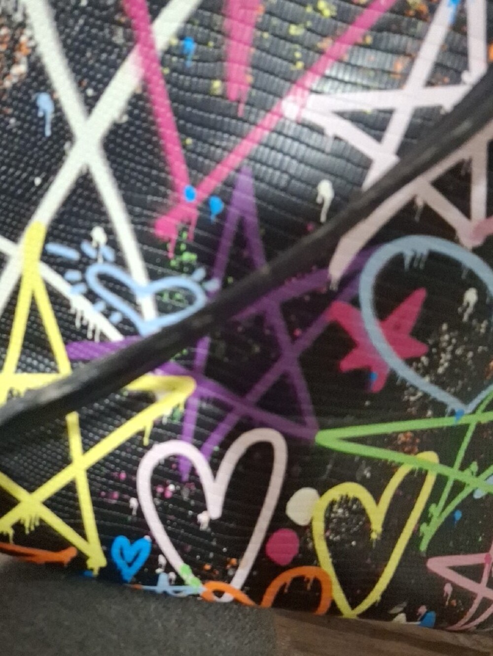 Betsey Johnson Black Multicolor Graffiti Heart Tote - Picture 14 of 15
